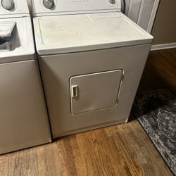 Bouquet Washer And Dryer Set