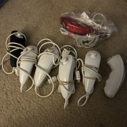 Wii Nunchucks 