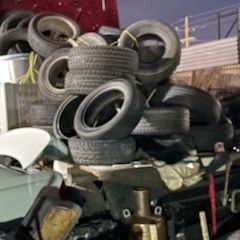 estate sale /yard sale /garage sale