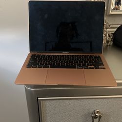 Mac Book 