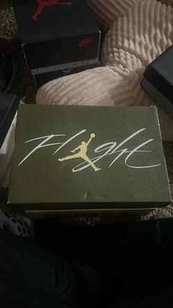 AIR JORDAN 4 RETRO SE CRAFT GS size 5