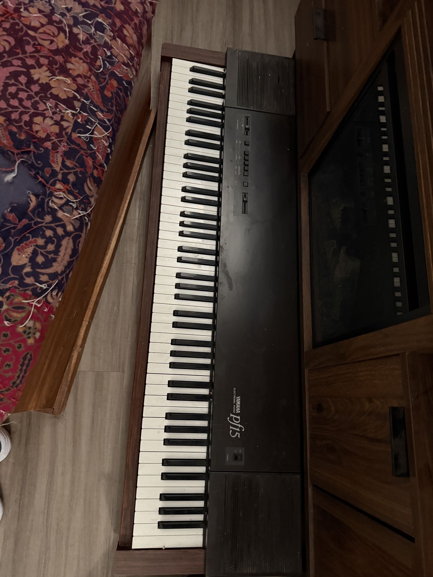 Vintage Yamaha Keyboard