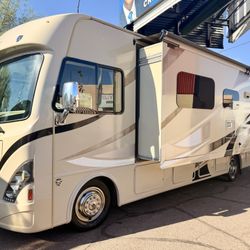 2017 A.C.E Thor Motor Coach 29Ft Class A W/Huge Slide Only 13,500Miles