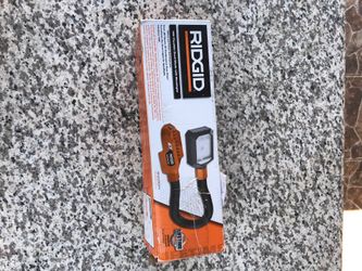 RIDGID flexible Dual-mode LED work light