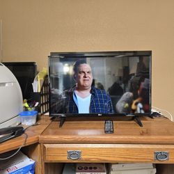 LG 28" TV
