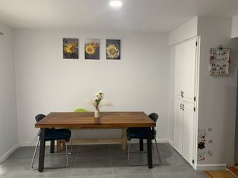 Dinning table