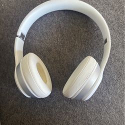 Beats Solo Wireless