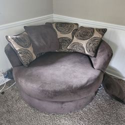 Large Swilve Chair