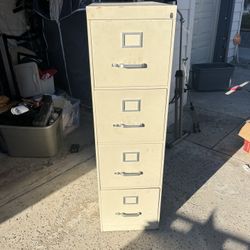4 Drawer filing cabinet