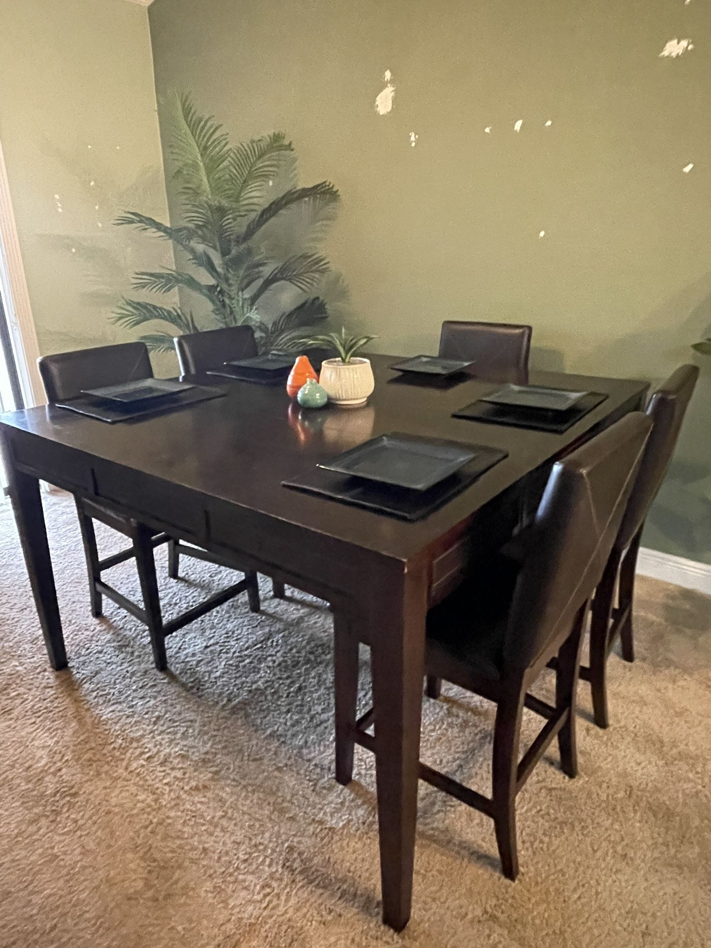 American Signature Bistro Dining Table With 5 Chairs
