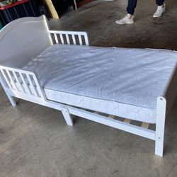 Toddler bed and mattress - FREE TODAY