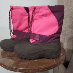 Snow Boots ( 1 Youth)