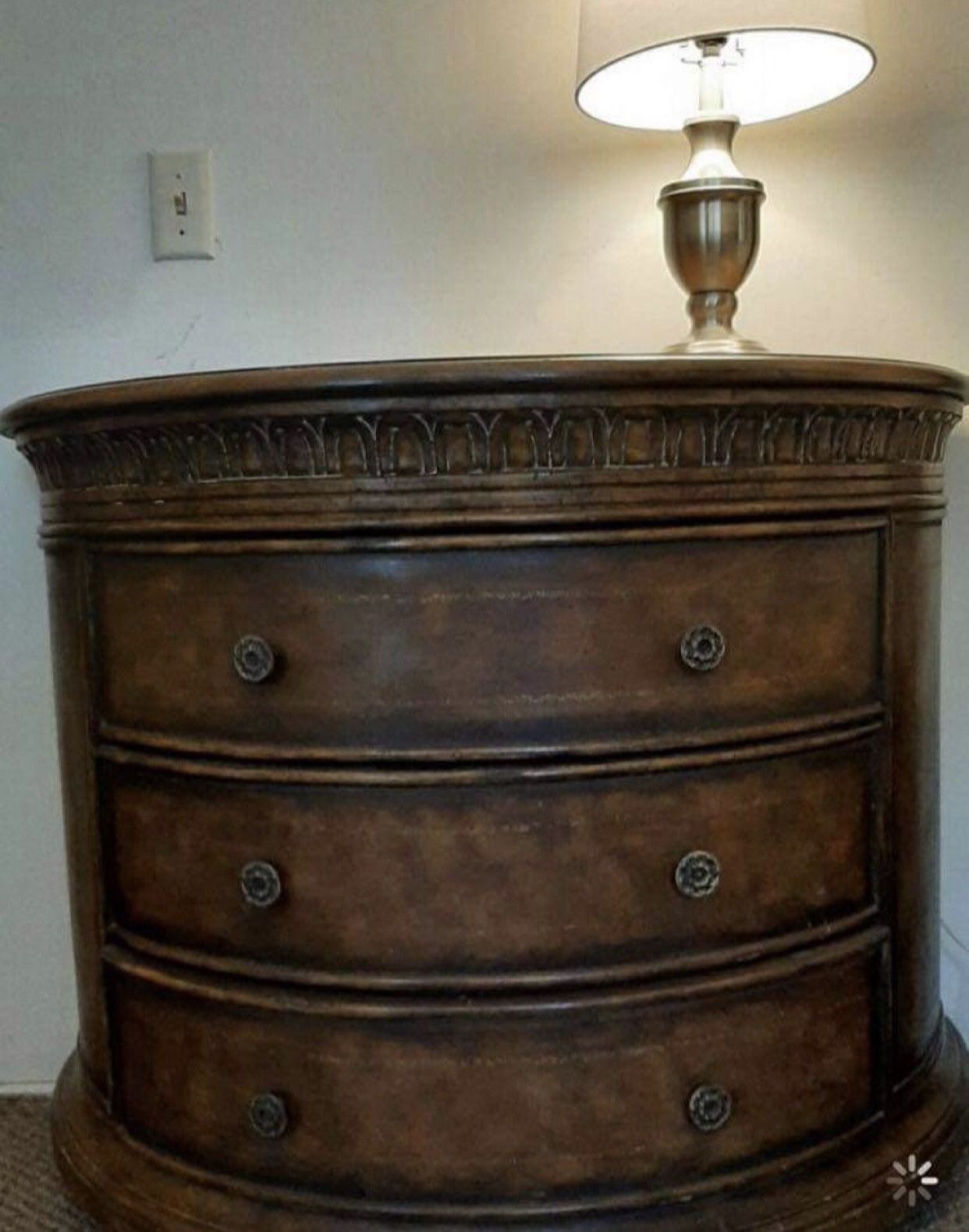 Antique Dresser Cradenza 