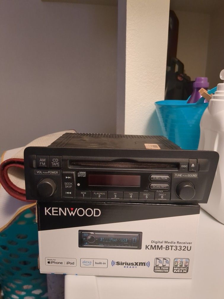 Honda Civic Radio 04
