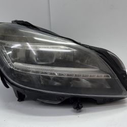 Mercedes Benz Cls 2914 Headlight Xenon Perfect Working Condition 
