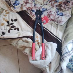 Milwaukee,  24" Bolt Cutter 