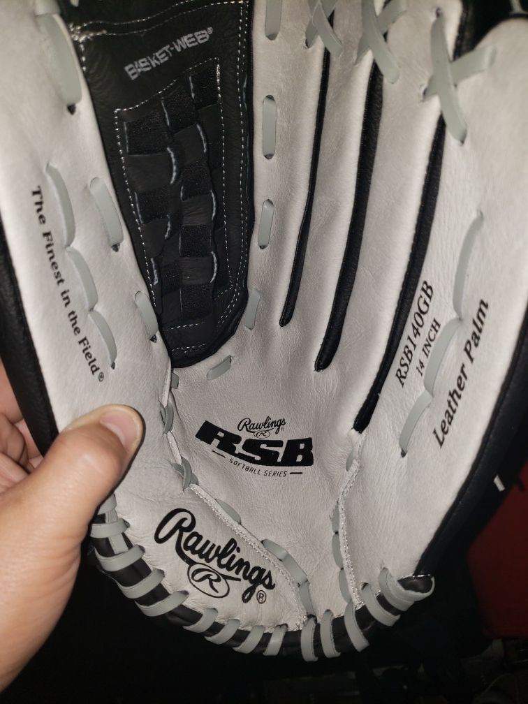 Rawlings RSB softball glove 14 inch