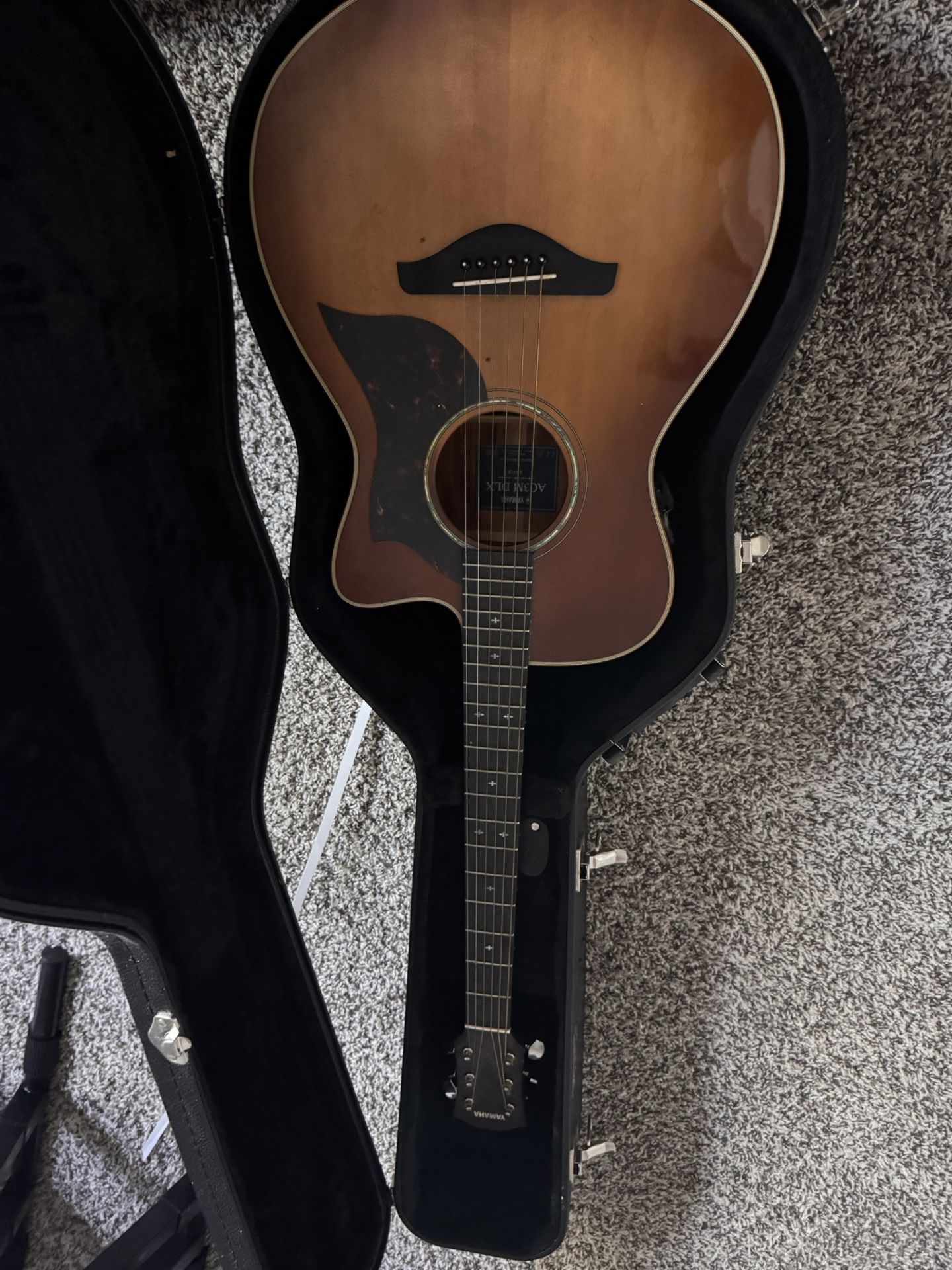 Yamaha Guitar