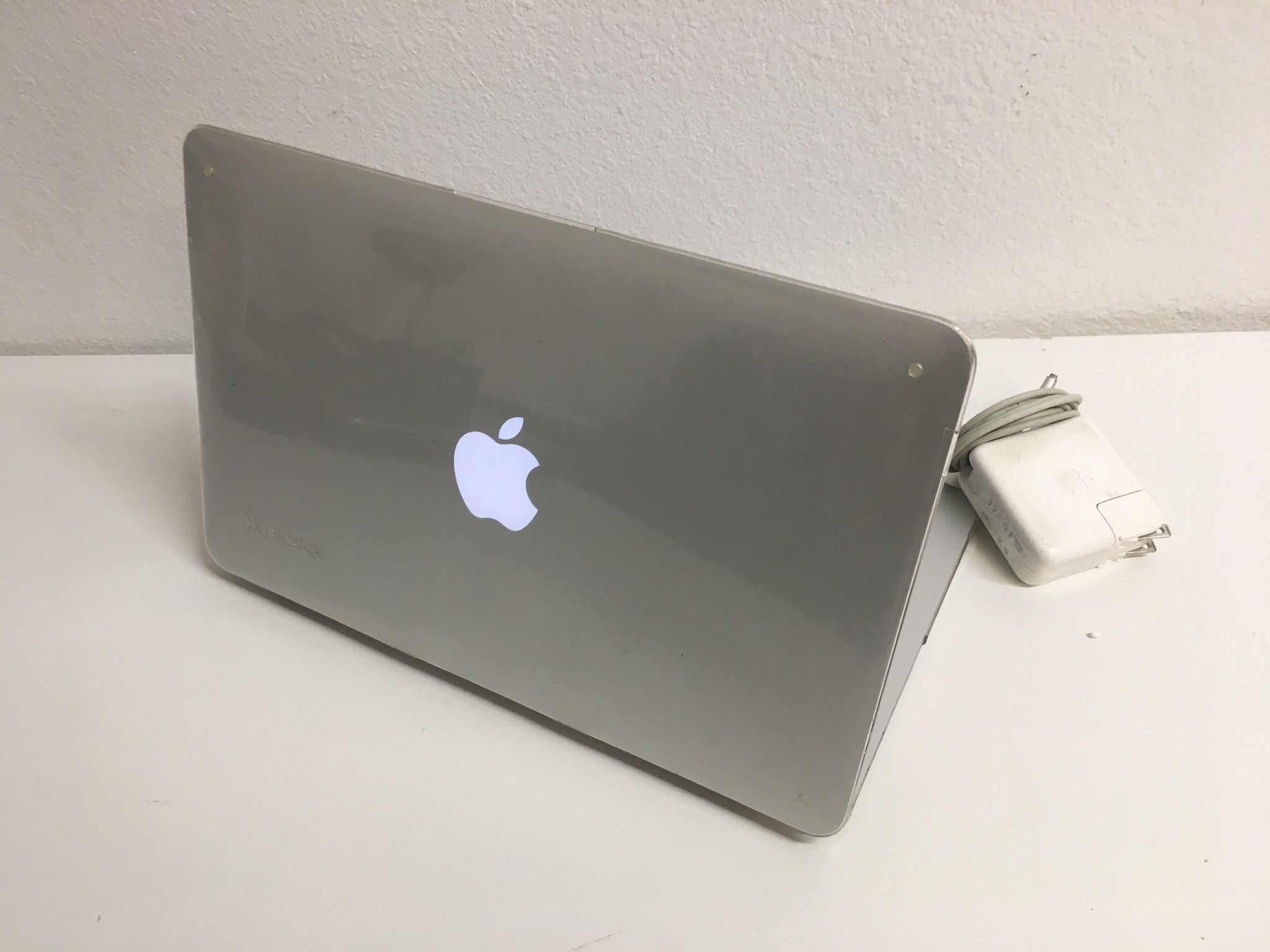 Used Macbook Air 2014 (11inch)