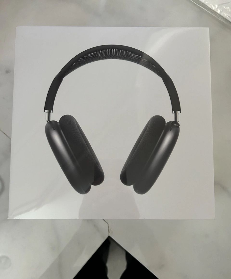 NEW AirPods Max Black with (ANC noise,cancellation)