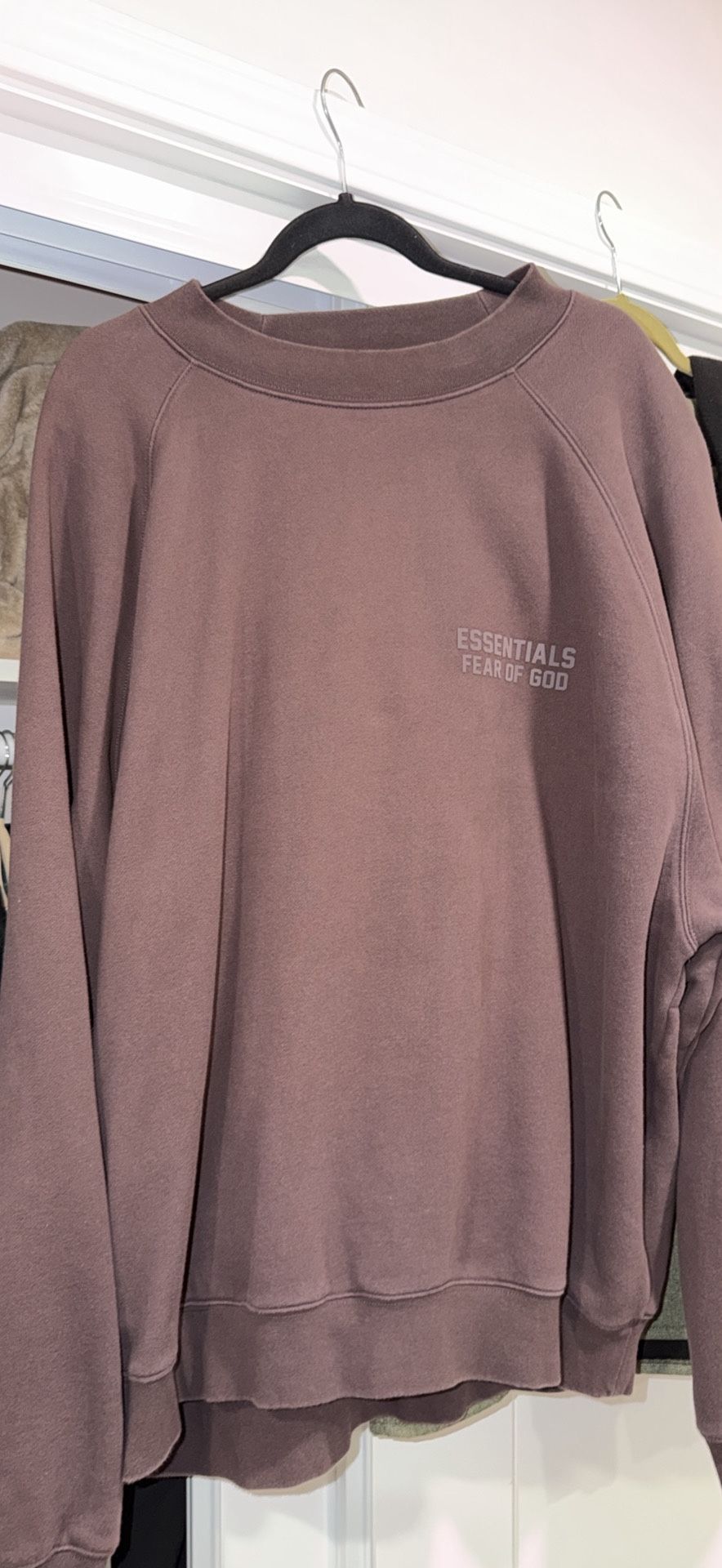 Essentials Men’s Crewneck