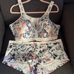Cacique 44D 14/16 Bra And Underwear Set for Sale in Upland, CA - OfferUp