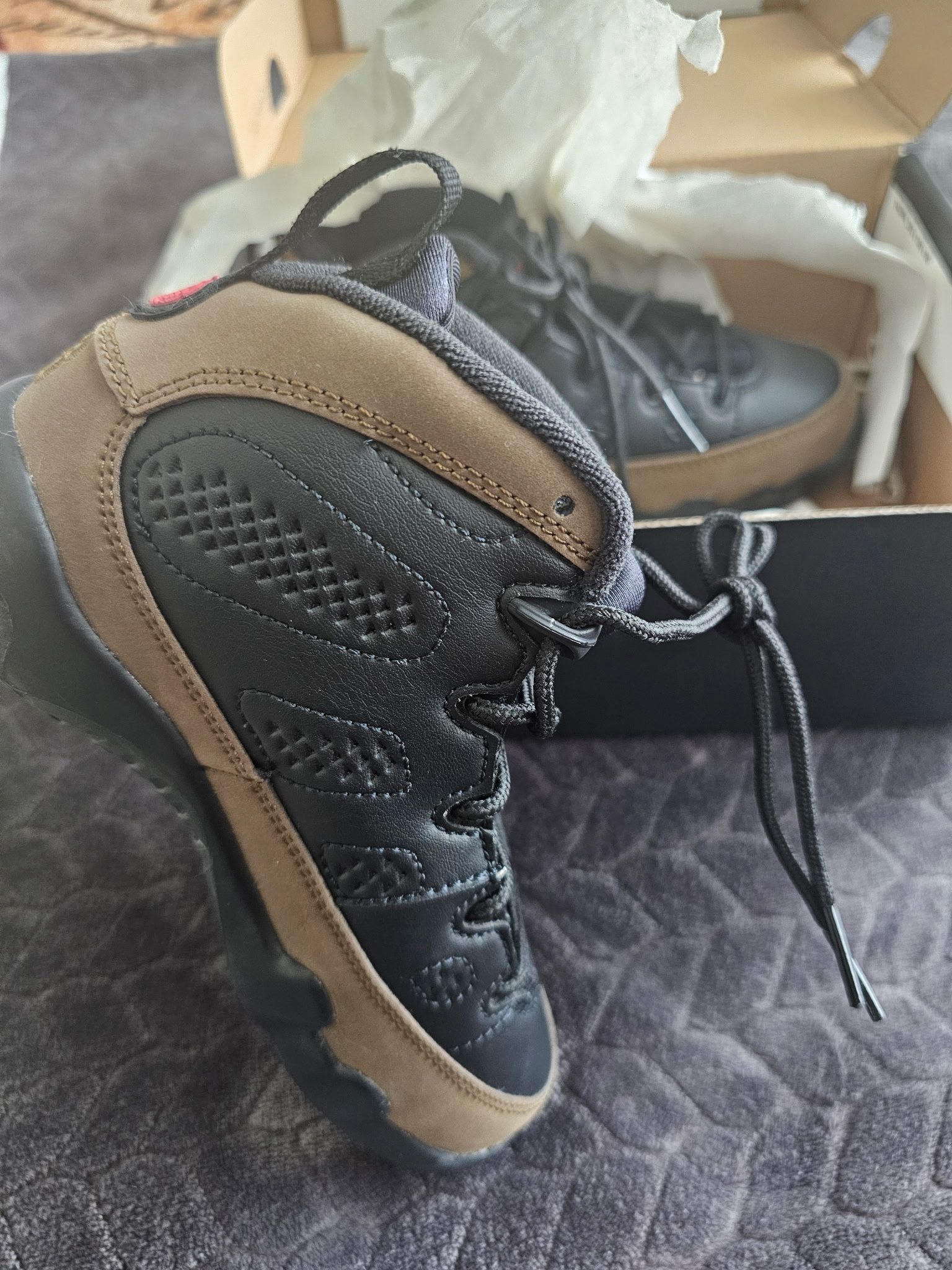 Kids Jordan 9 Retro