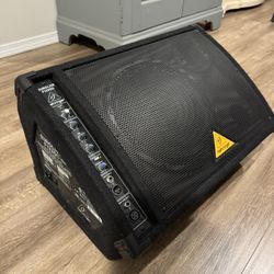 Behringer Monitor Powered Speaker Q1320