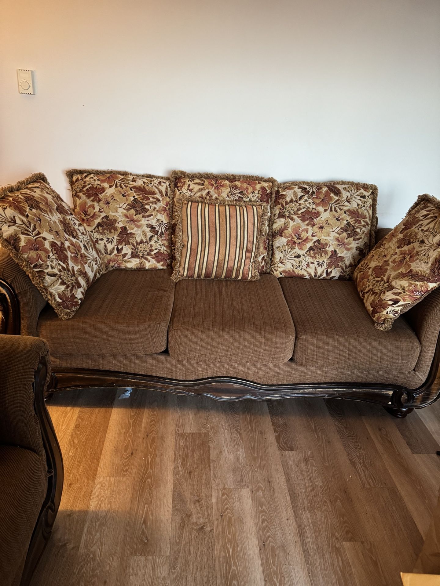 Beautiful Sofa Set