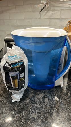 ZeroWater Pitcher with Replacement Filter