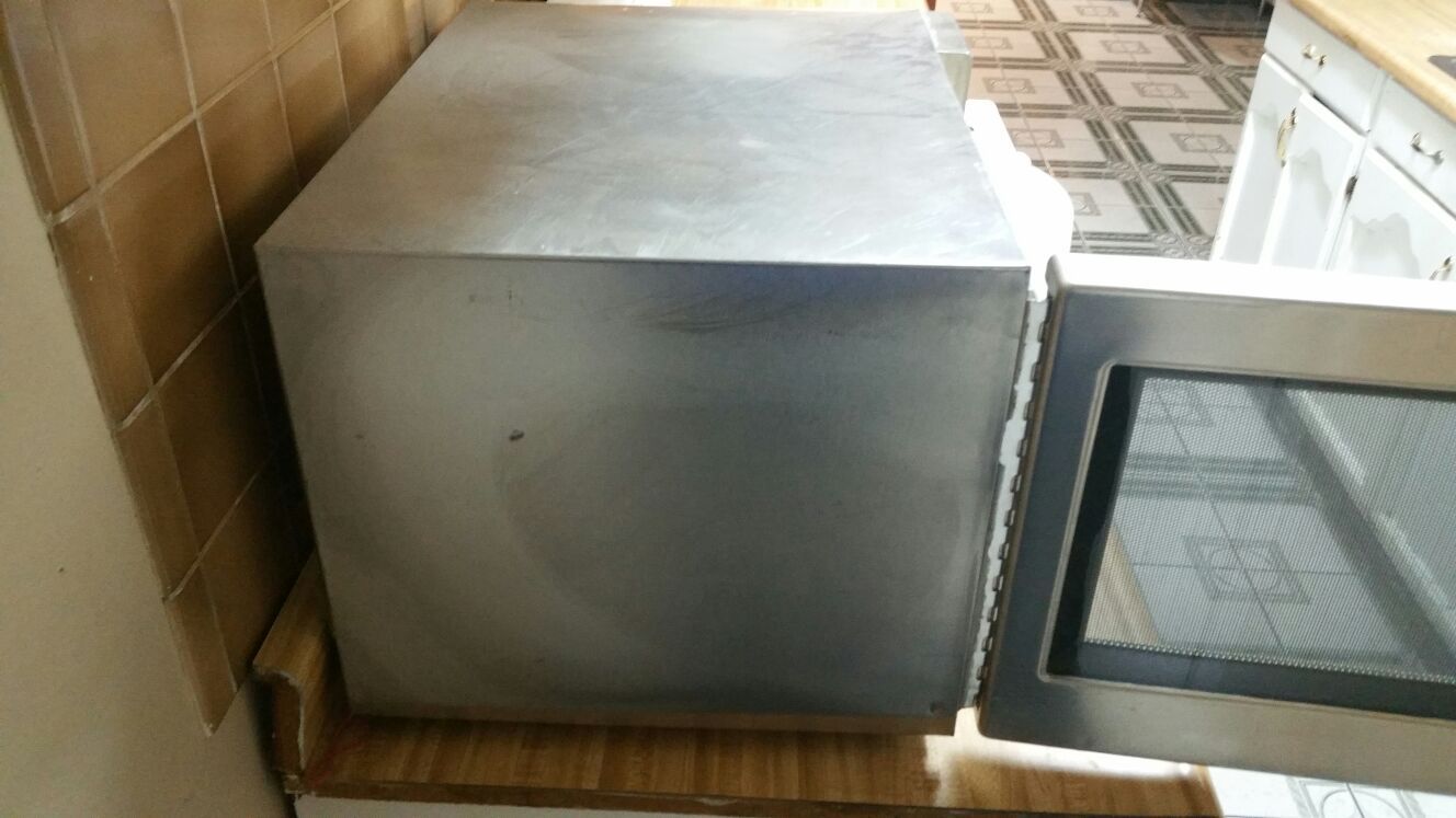 Commercial Amana microwave