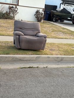 Free recliner