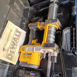 DeWalt 20v Cordless Grease Gun