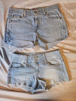SIZE 6 JEAN SHORTS STARTING AT $4