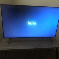 40 inch Samsung Tv with TV Stand