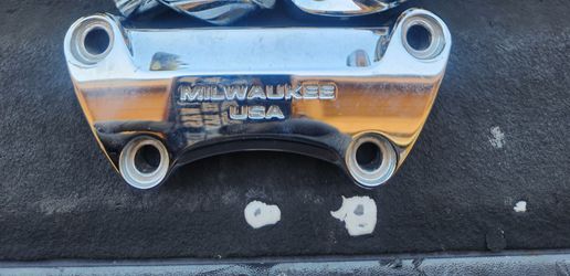 Harley-Davidson riser top clamp
