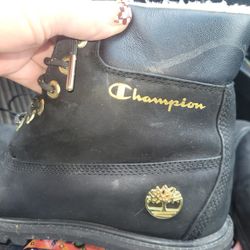 TIMBERLAND AND CHAMPION CALAPS