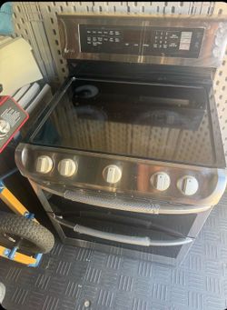 Double Oven Range