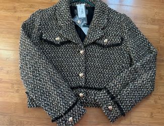 Women’s mini button up blazer