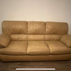 Leather Sofa  🚛 Delivery Available 