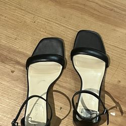 Black High Heel Shoes
