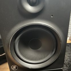 Mackie Monitors 