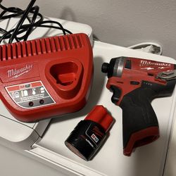 Milwaukee Drills battery included