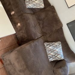 Living Room Set And Table 