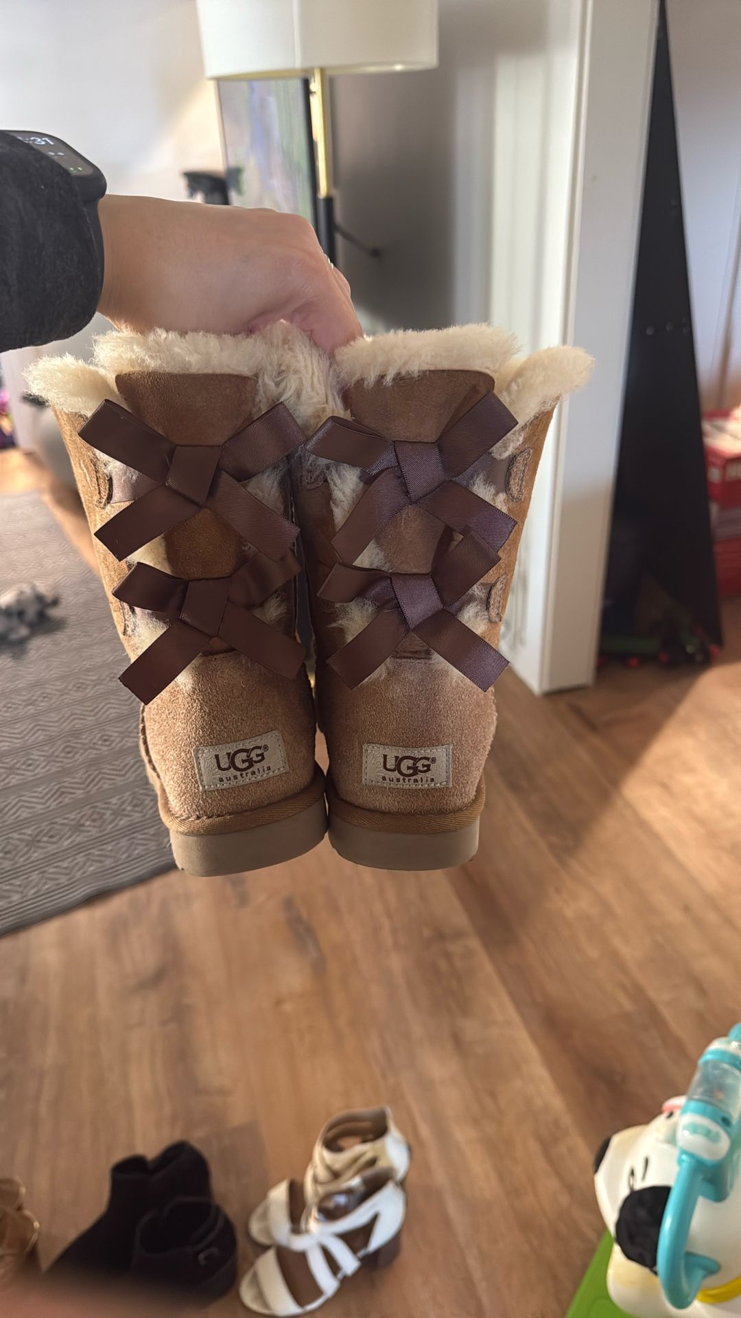 UGG Size 6 Boots 