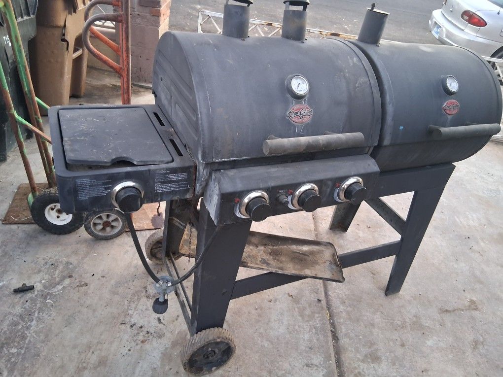 Grill And Smoker