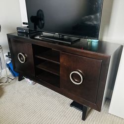 Modern Scandinavian Dresser/Entertainment Center