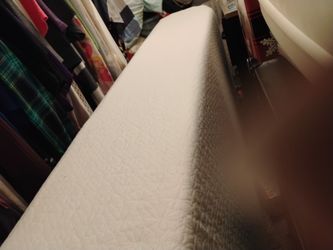 Zinus Twin Memory Foam Mattress