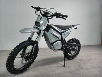 2027 X7 5500w E BIKE 60/mph