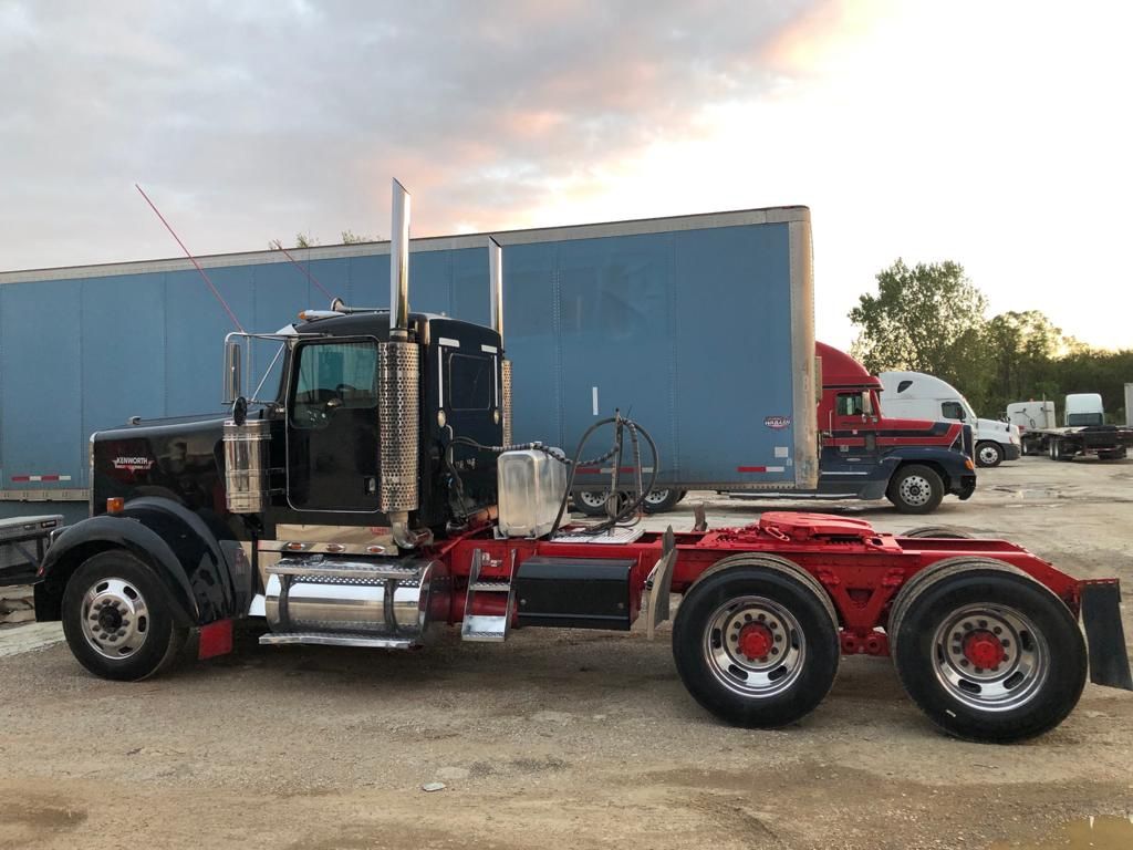 2004 Kenworth Classic 